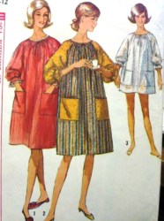 6074 POP-IN MUUMUU HOUSEDRESS LENGTHS 65 PATTERN 10-12